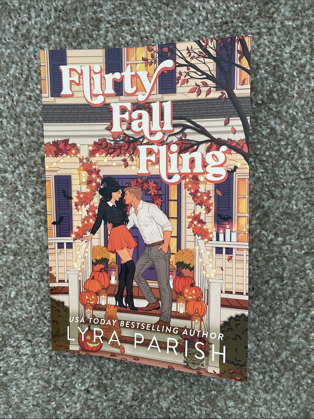 Flirty Fall Fling • Lyra Parish Paperback Book